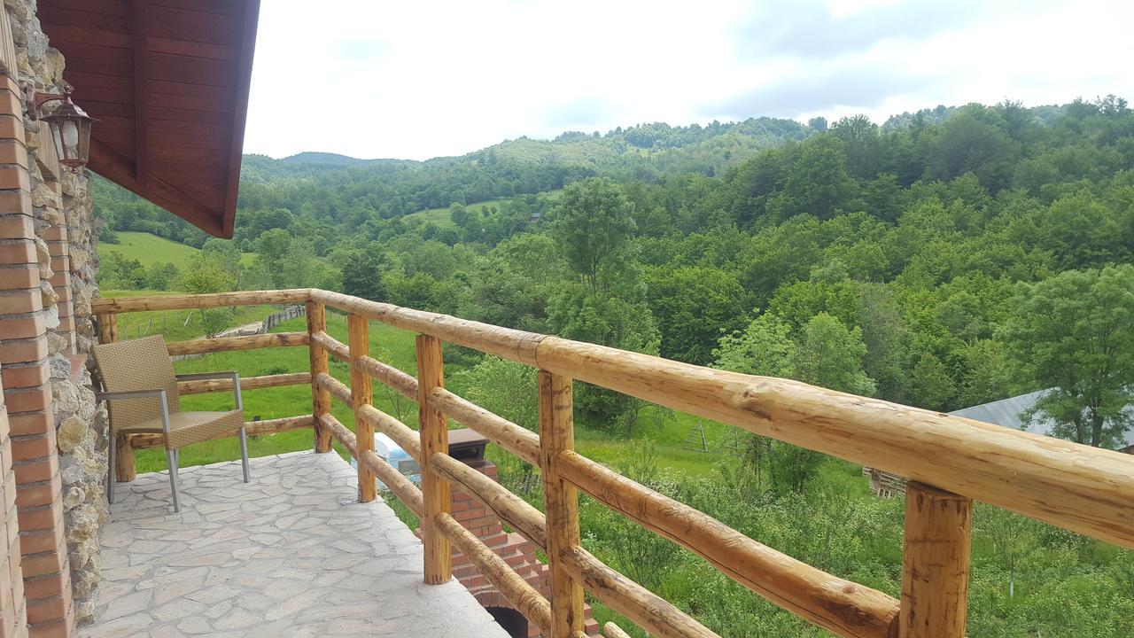 Casa Din Piatra Hotel Poiana  ภายนอก รูปภาพ