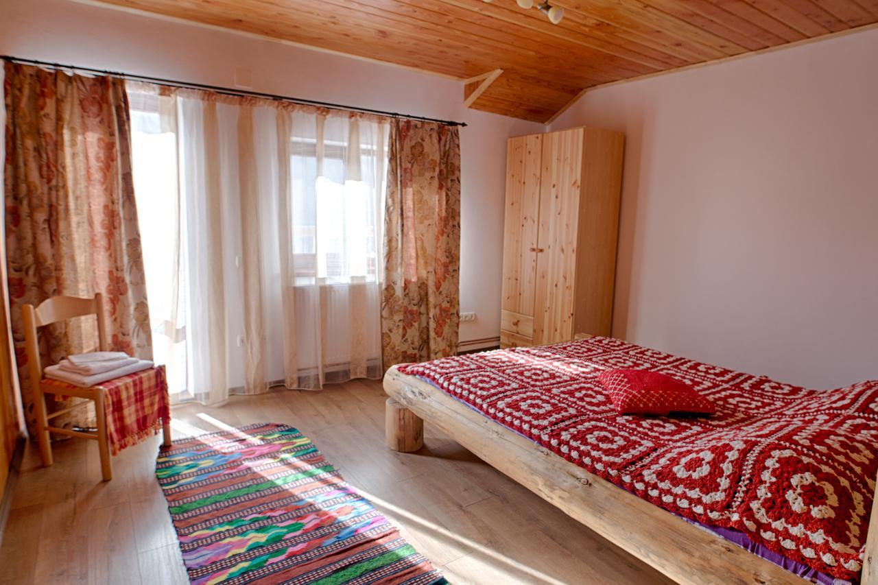 Casa Din Piatra Hotel Poiana  ภายนอก รูปภาพ